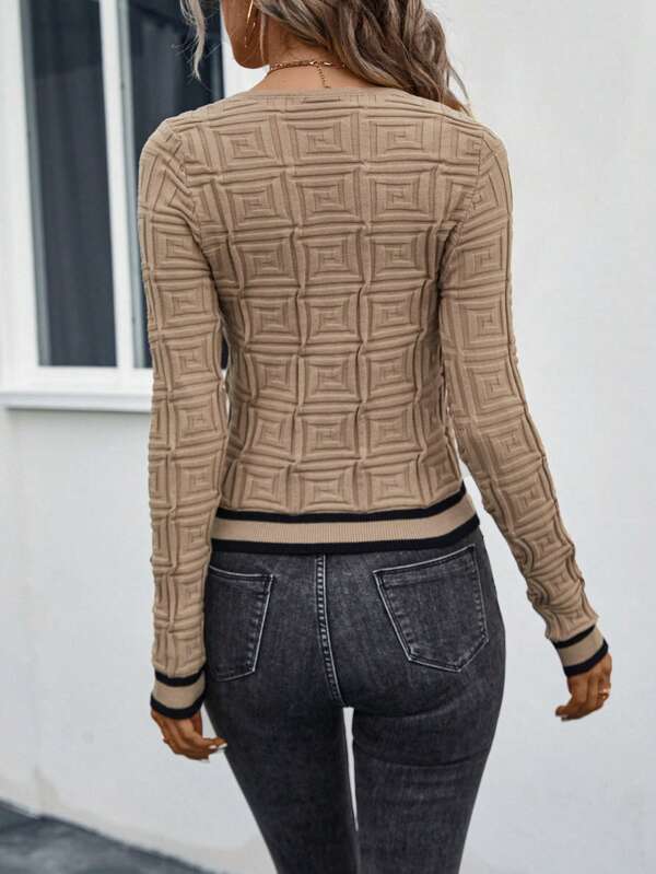 Yzrina Trui | Casual Knoopjespatroon Trui