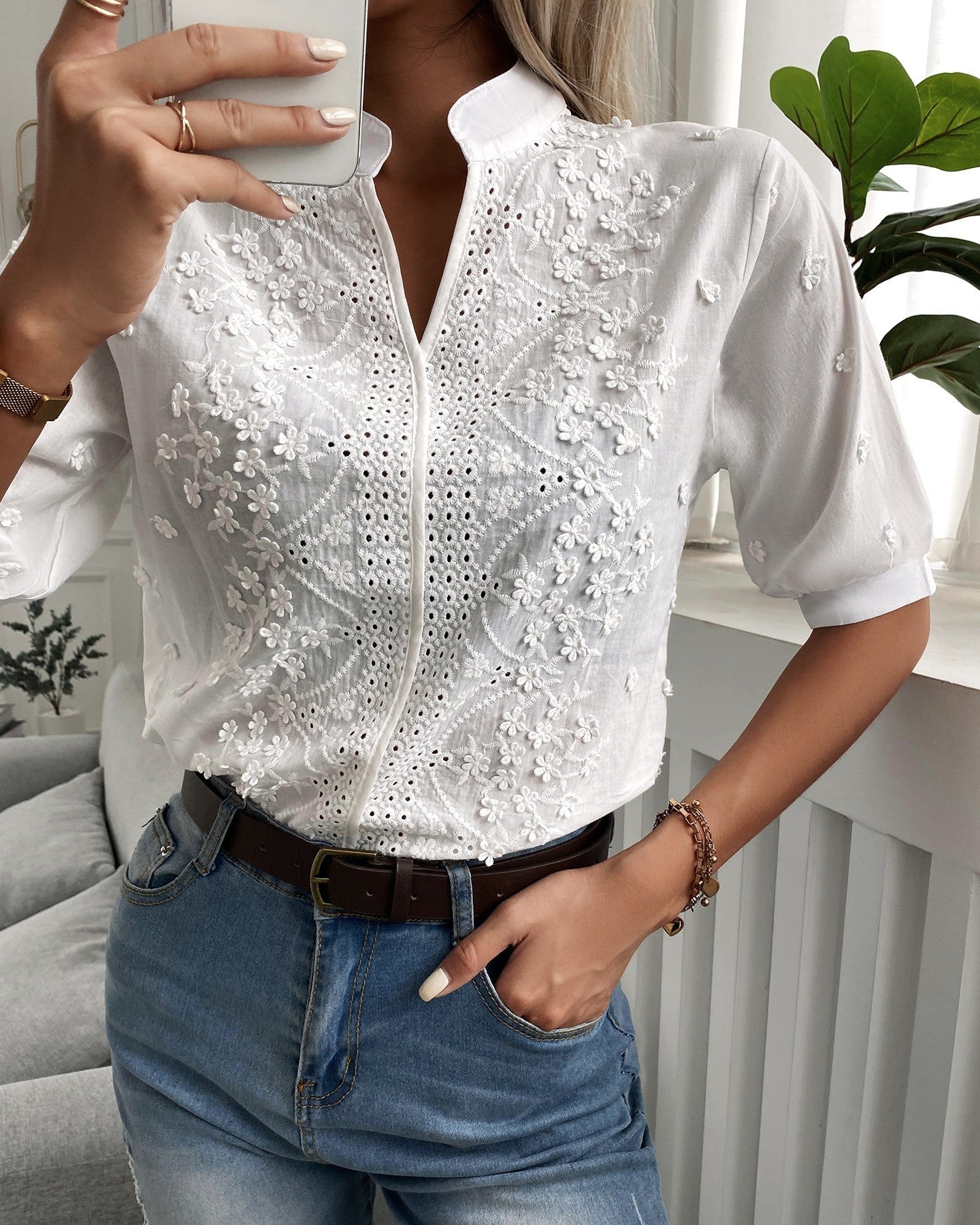 Wybina Blouse | Geborduurde Bloemen Kant Top