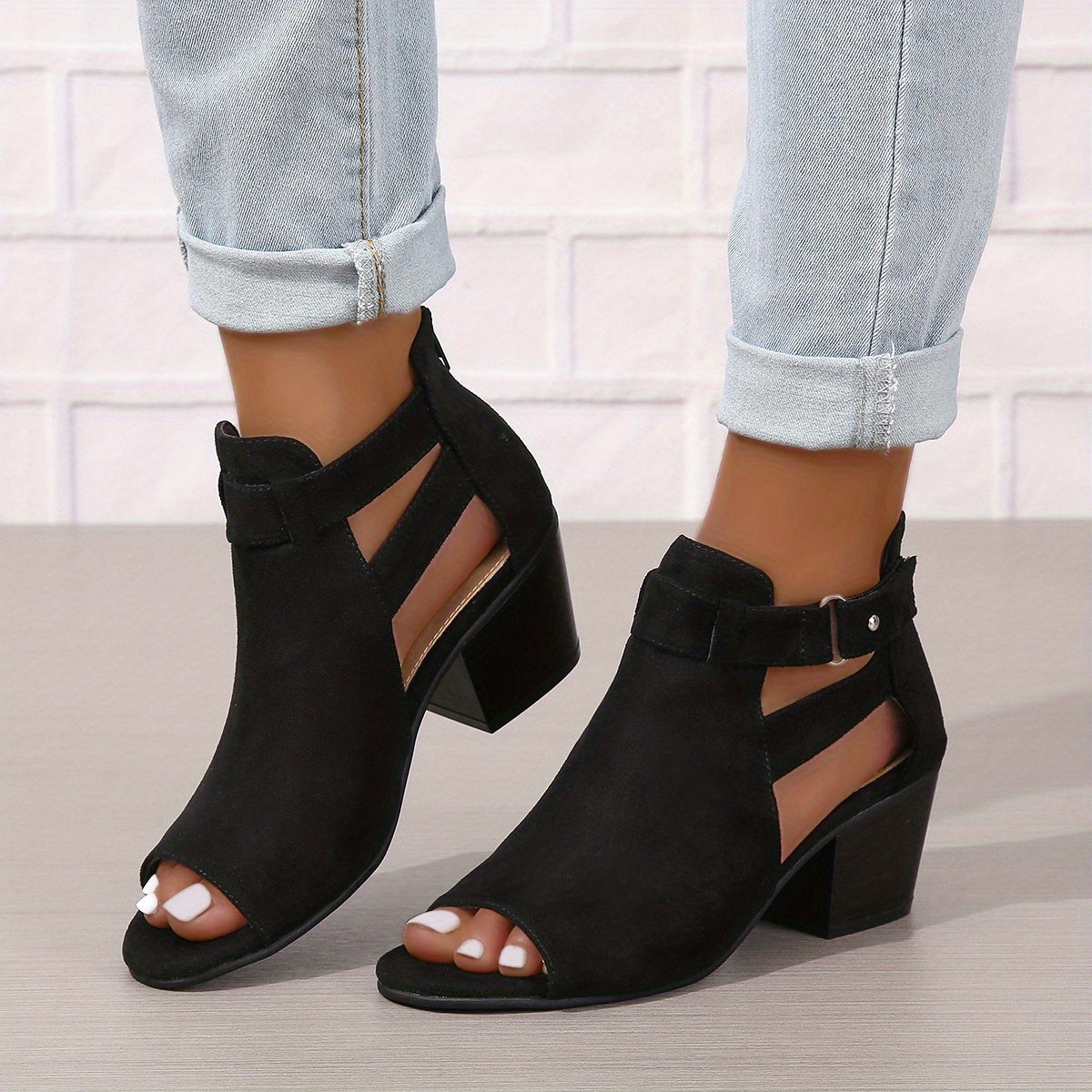 Senny Hakken | Elegante Open Schoenen met Lage Hak