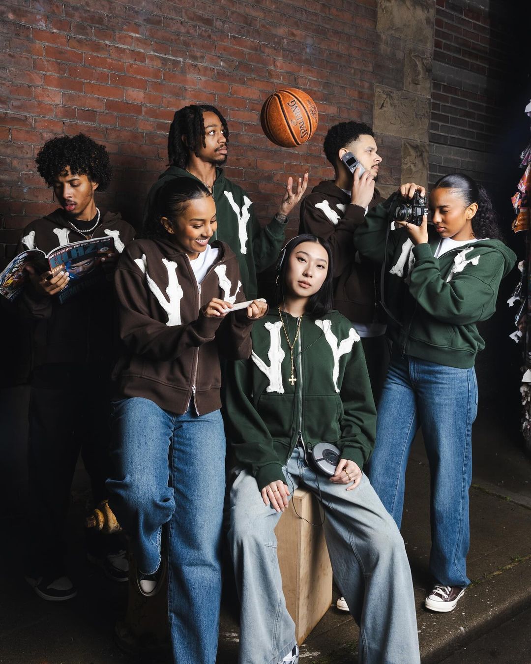 Camelia Hoodie | Unisex Herfst Zip-Up Hoodie met NY Ontwerp