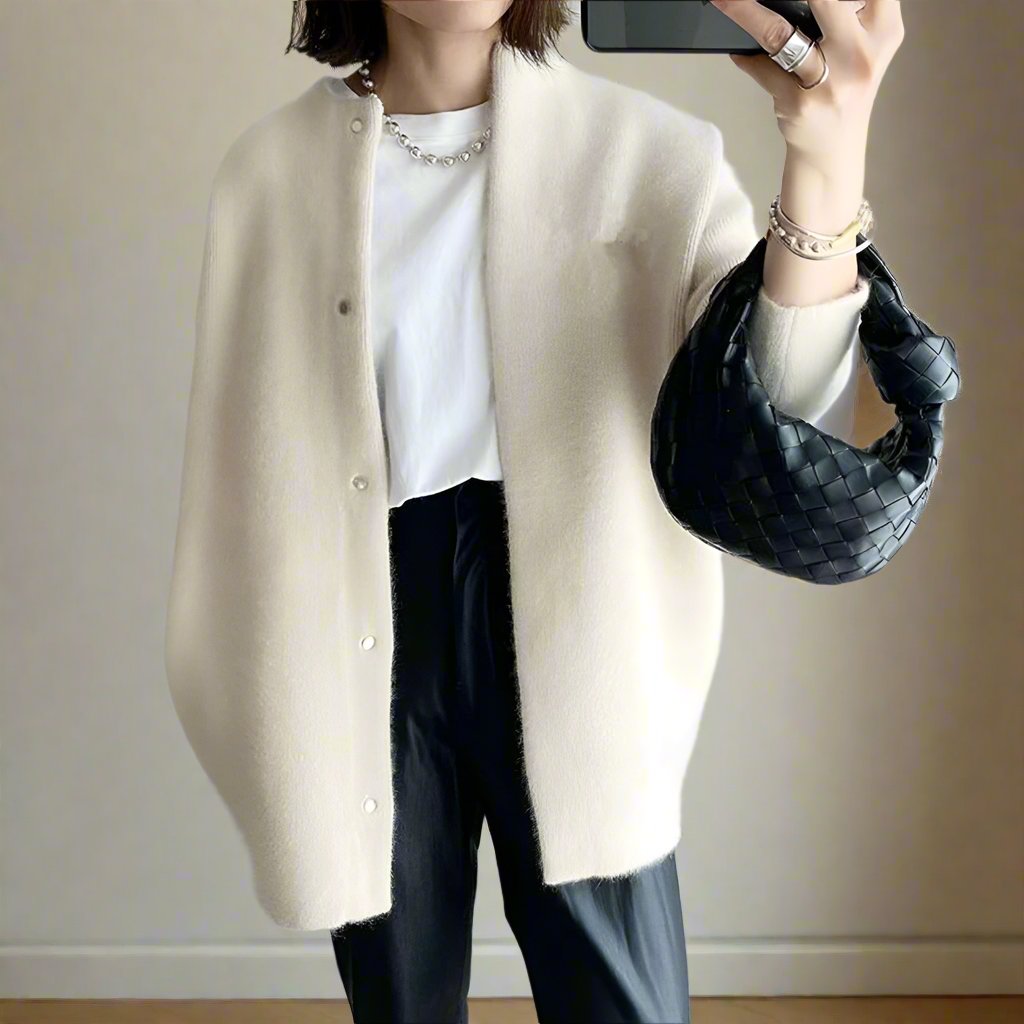 Malaine Vest | Comfortabel Wollen Vest met Knopen en Zakken |