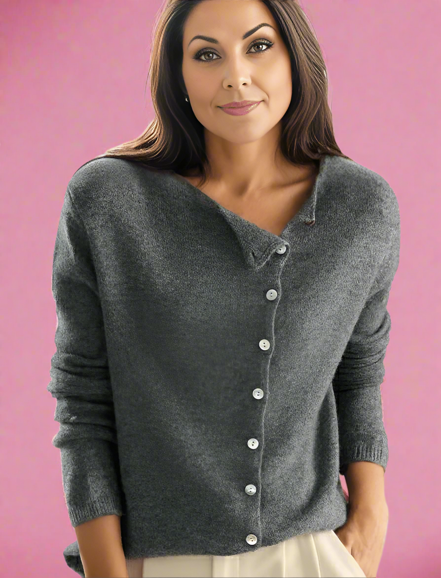 Myrthe Trui | Stylish Cardigan met Asymmetrisch Knopenontwerp |