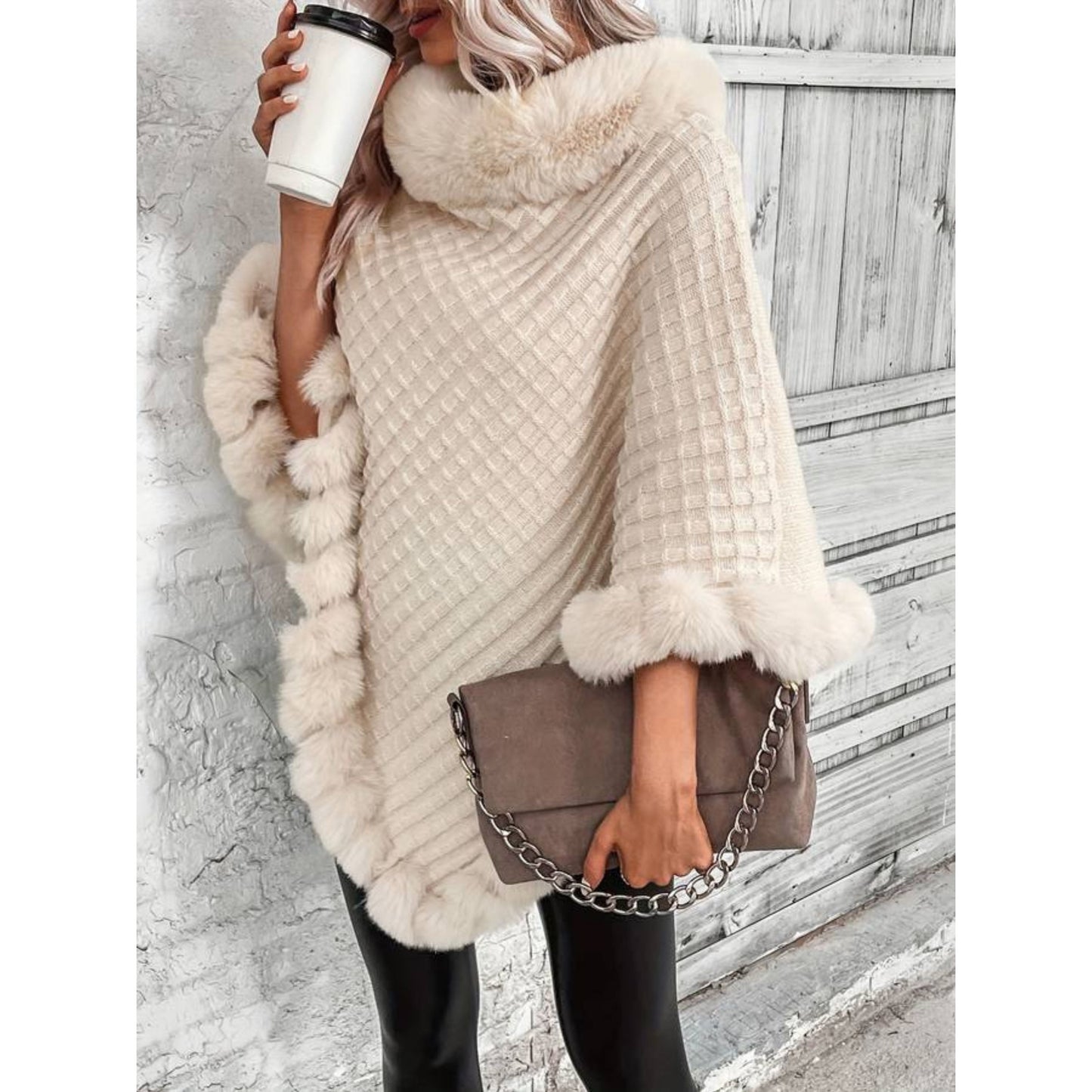 Carmen Poncho | Dames Winter Gebreide Poncho met Imitatiebont