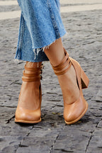 Dames Sandalen met Enkelband en Dikke Hak