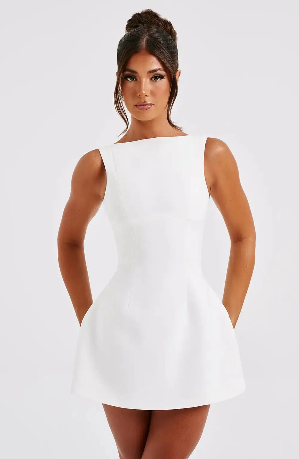 Rosalyn-jurk | A-lijn boothals mini-jurk