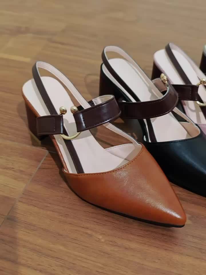 Dames Hak Sandalen Met Puntneus