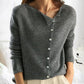 Myrthe Trui | Stylish Cardigan met Asymmetrisch Knopenontwerp